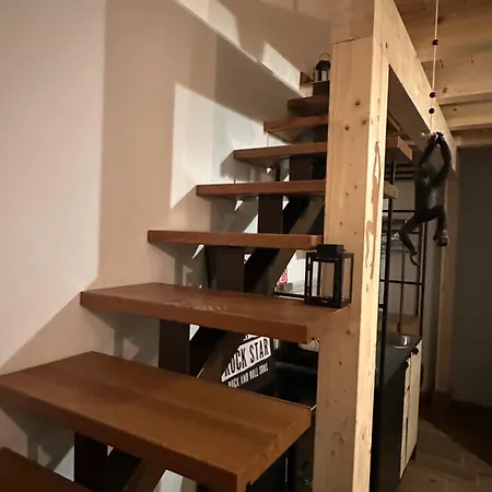 La Maison Des Amis Πανσιόν Trani